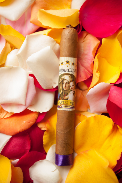 Regina Cigars "Mater Dei" Ecuadorian Connecticut Wrapper