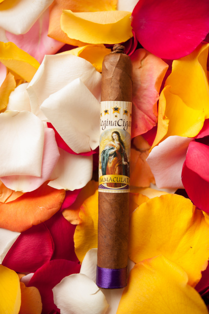 Regina Cigars "Immaculata" Criollo 99 Wrapper